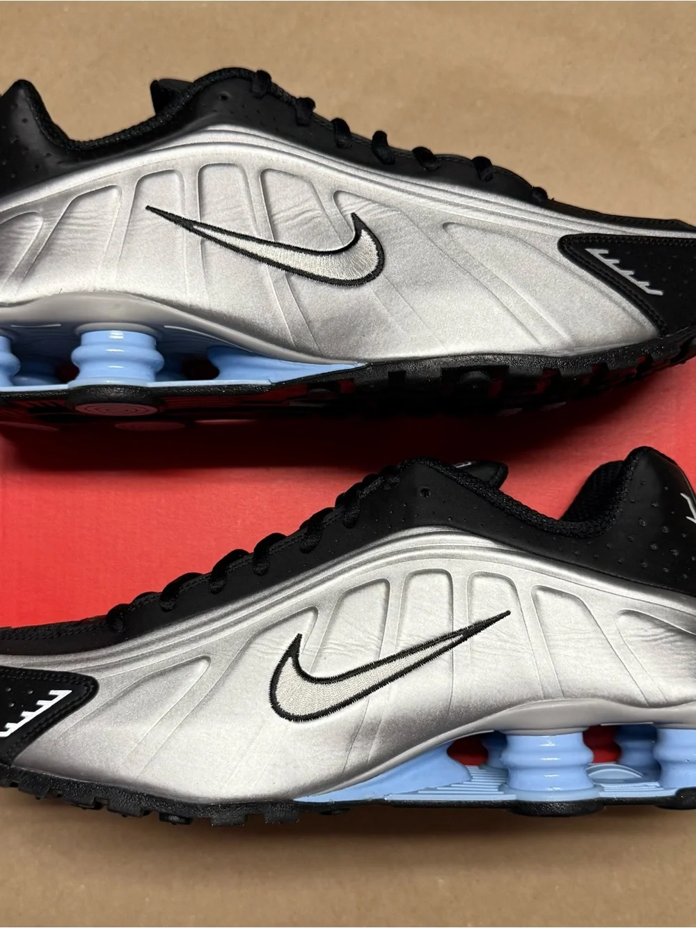 Nike Shox R4 Psychic Blur Mens size 12 running shoes NEW!